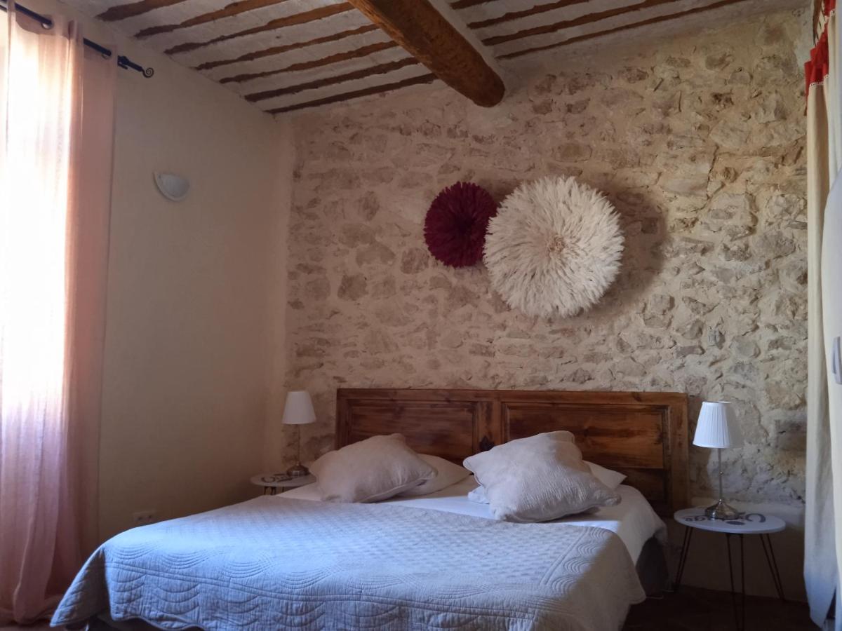 Chambre D'Hotes Face Au Lavoir Méthamis エクステリア 写真