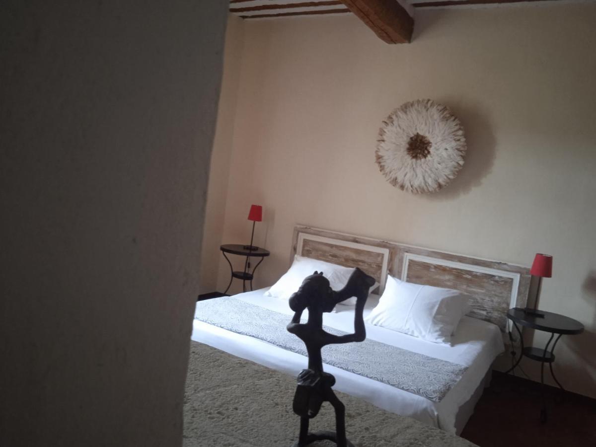 Chambre D'Hotes Face Au Lavoir Méthamis エクステリア 写真